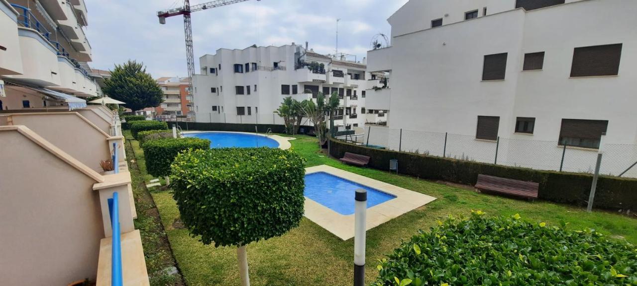 Apartamento Las Azaleas Torrox Luaran gambar