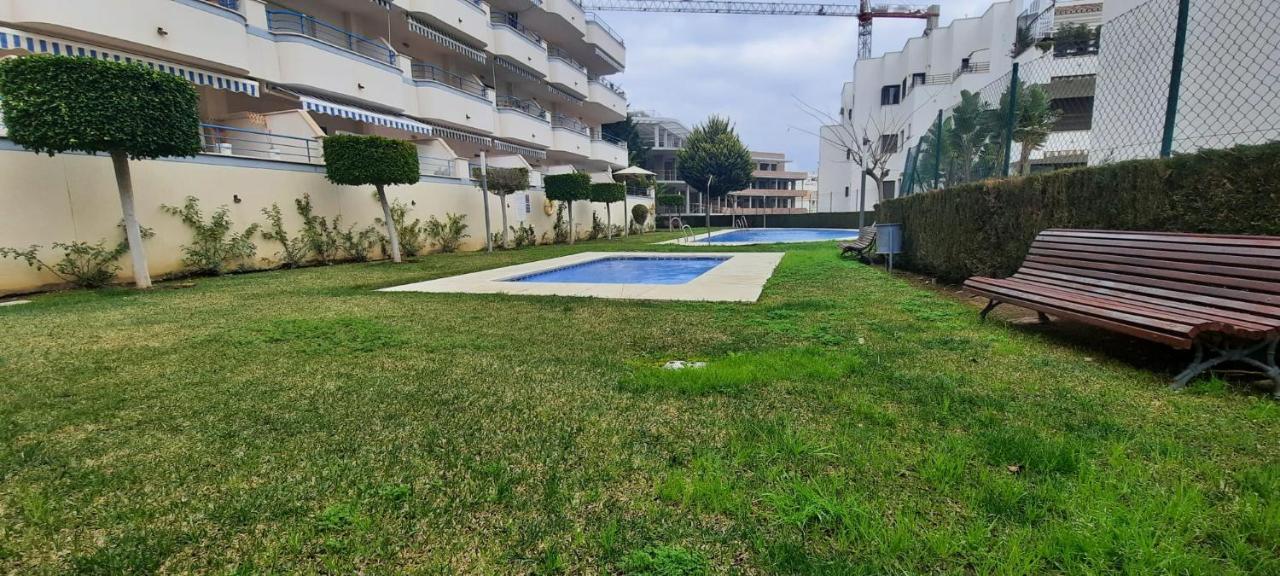 Apartamento Las Azaleas Torrox Luaran gambar